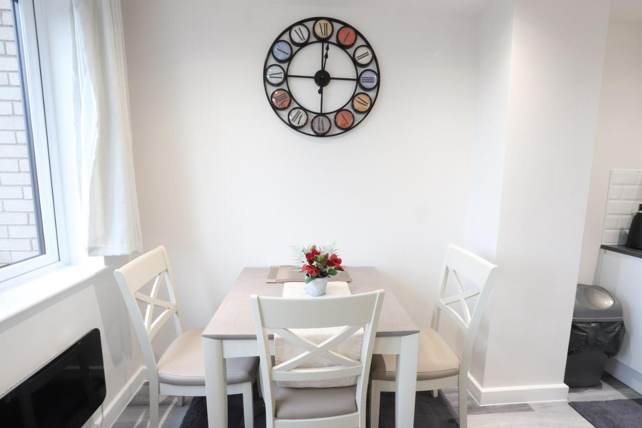 Birmingham Necairport Interchange Shortstay Homebase Bagian luar foto
