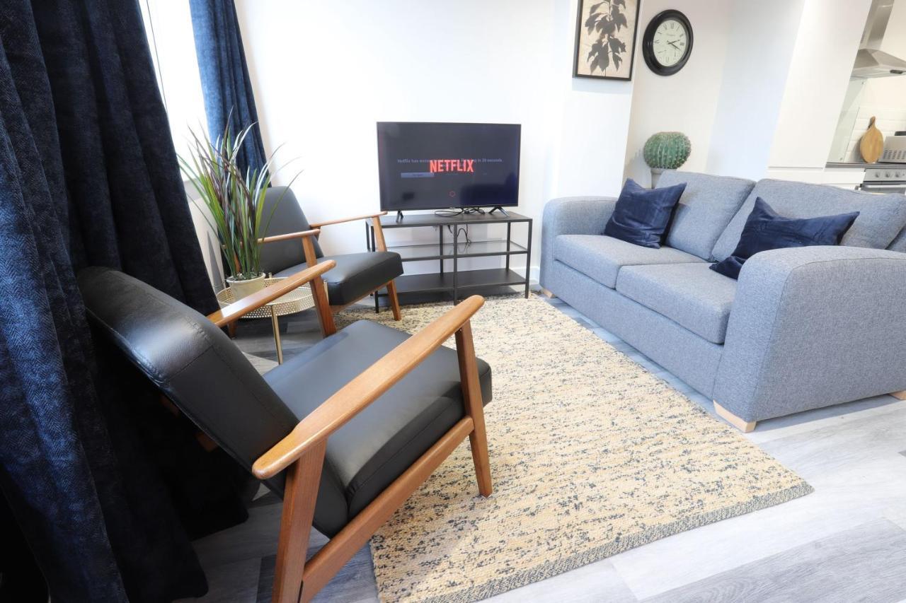 Birmingham Necairport Interchange Shortstay Homebase Bagian luar foto